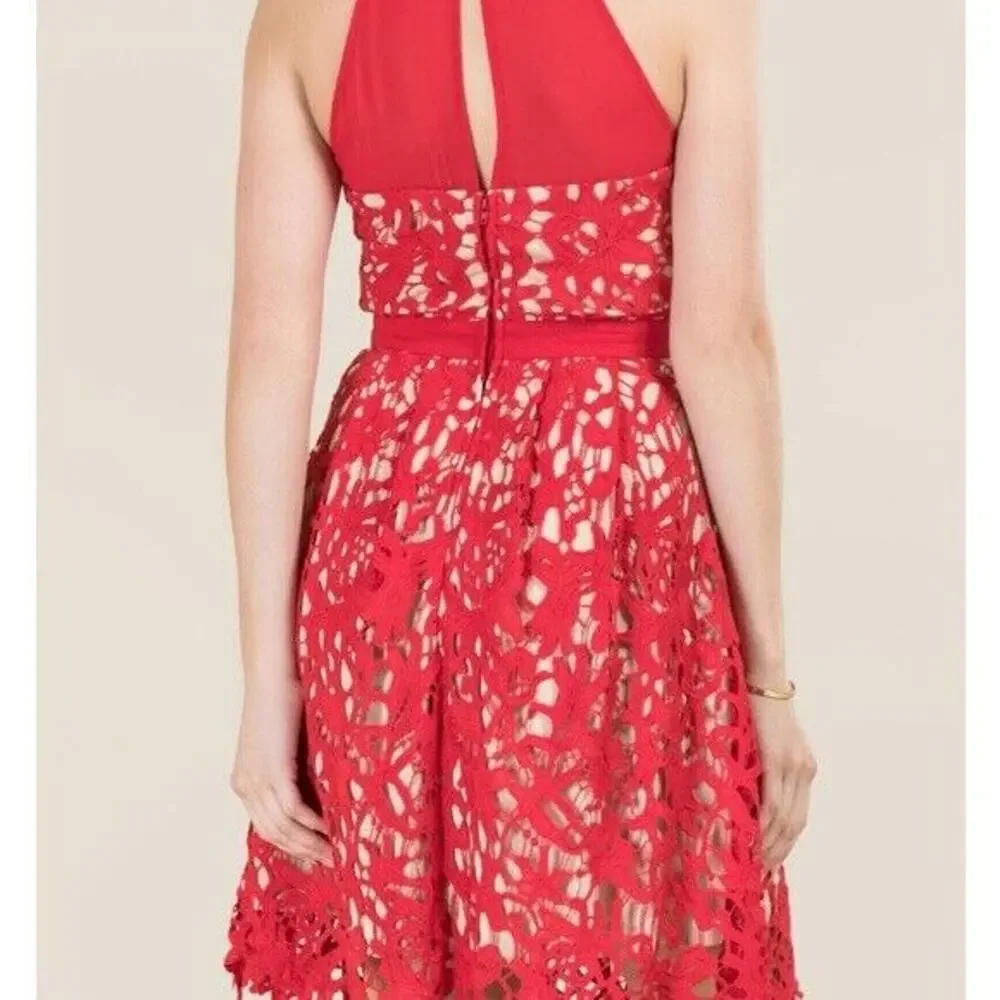 Francesca's Braylee red floral lace A-line dress, Size M - Picture 11 of 11